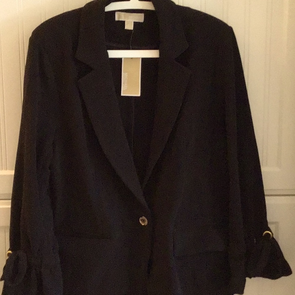 Michael Kors Black Crepe 1 button jacket.